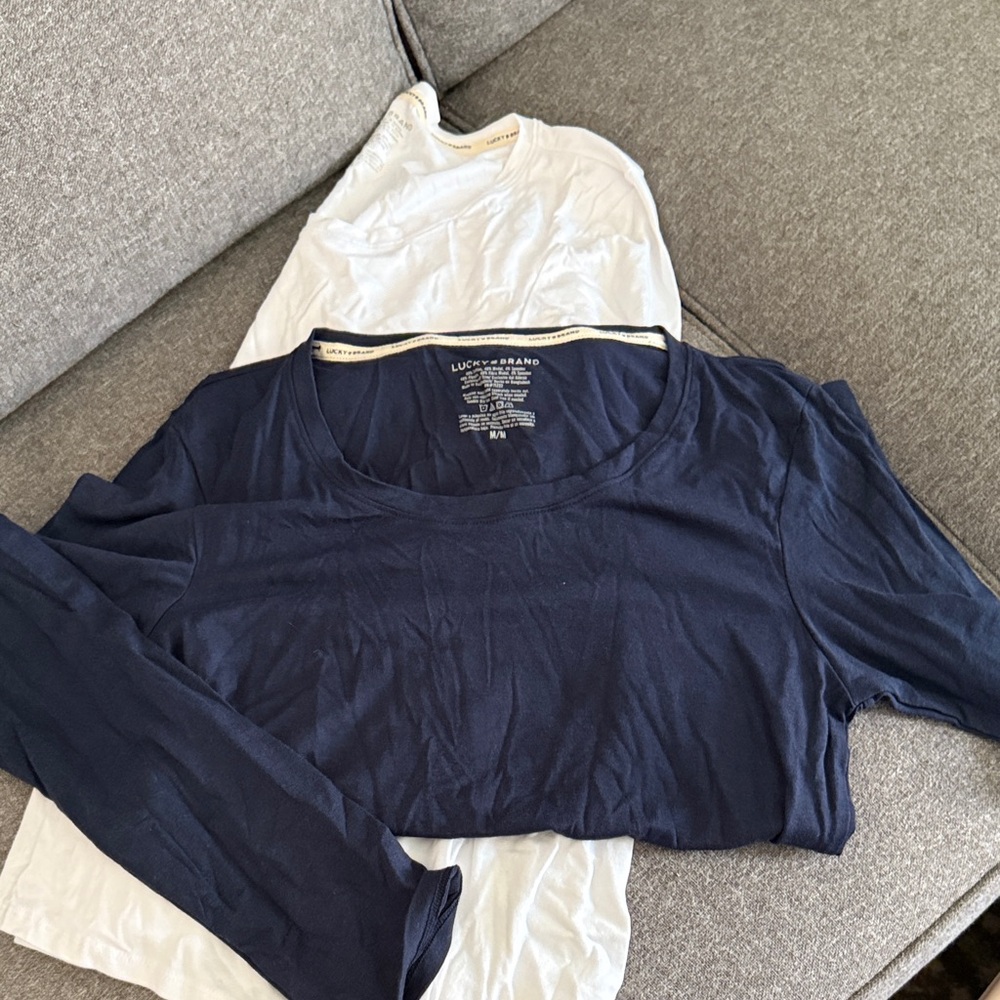 Lucky Brand Women's Navy and White cotton tops.